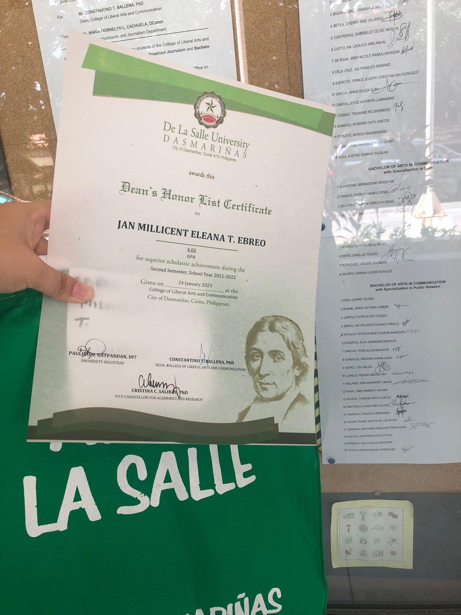 cnsjimilli's tweet image. It’s all coming together 🥹💚🎓 TYL #gradwaiting