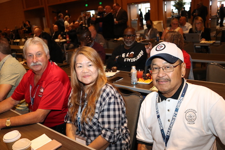 iamunioncanada's tweet photo. #IAMAW Unity and Growth Conference starts despite obstacles
Despite high winds, rain, hurricane warnings, delayed flights and an overall concern about bad weather, the IAM’s first-ever Unity and Growth had a successful launch #IAMUnity
https://t.co/8sYgdtAndv https://t.co/LVIB4MRoyK