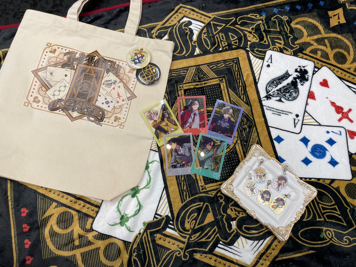 EPRIZE_official's tweet photo. ／
📣#HIGHCARD オンラインくじ
全アイテム集合︕
＼

⽬を引くグラフィックに、持ち運びしやすいプレイヤーたのグッズなど使い勝⼿の良いアイテムが揃っています❗

ご購⼊はこちらから💁
https://t.co/EFXP4HSMZQ

#ハイカード
#E_PRIZE https://t.co/YDeP4BOdlX