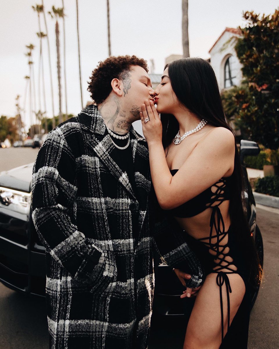 PHORAONE's tweet photo. Fire &amp; desire 🔥🔥

New music video &amp; song “Hard 2 Forget” drops this Thursday 9PM PST

Album &amp; Tour coming SOOOOON 👀 https://t.co/3n56CYyj0e