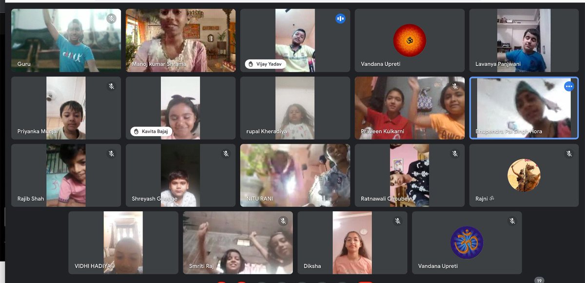 Balsanskarsewa's tweet photo. A Glimpse of Online Bsk  Bharat 

"Independence day special" performances by kids in Sunday Sandhya !!

#BalSanskarKendraOfBapuji
➖➖➖➖➖➖➖➖➖➖➖
☎️ संपर्क : बाल संस्कार विभाग, अहमदाबाद आश्रम

079-61210749/ 50/51 https://t.co/AoIlgXM9Kj