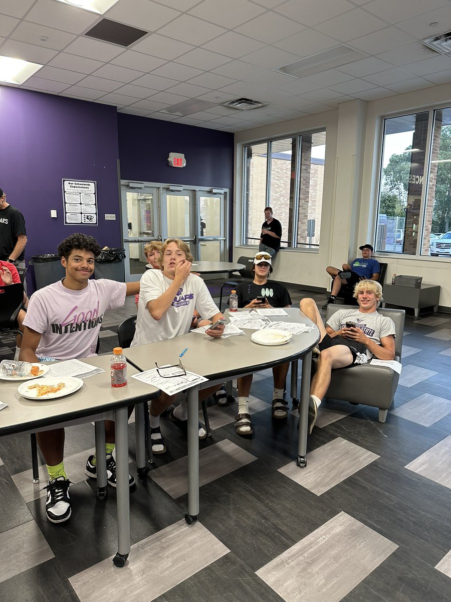 JAGS_FUTBOL's tweet photo. The players had a blast raising money for the program tonight. They are currently half way to their goal and would love your support! The hope is for a new blocking sled, travel gear, and new sideline equipment. Go Jags! #ALLIN #nextlevel

https://t.co/G6dKAzxoYT https://t.co/jTPocvHtf4