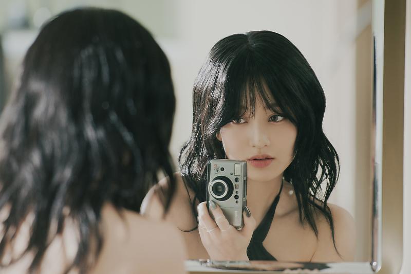 ollyssi's tweet photo. FAVE PIC SET OF PARK JIHYO 📸🧡 https://t.co/QnGg80JloN