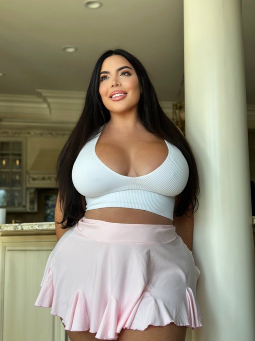 Sweet dreams 💕 https://t.co/jY09d9QuTx