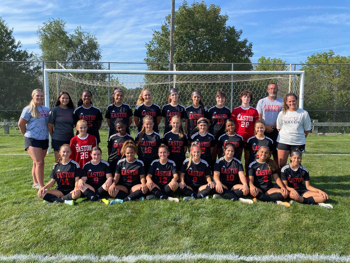 easton_soccer's tweet photo. 2023-2024 Varsity and JV Teams

Varsity Captains-Jordan Lytwyn, Avery Jordan &amp; Kendall Popp
JV Captains-Bianca Cooper, Ambry Williams, Alexa McPeek &amp; Ava Kelly https://t.co/oR882r6tTz