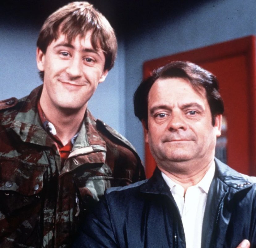 Elek Eklund tweet media