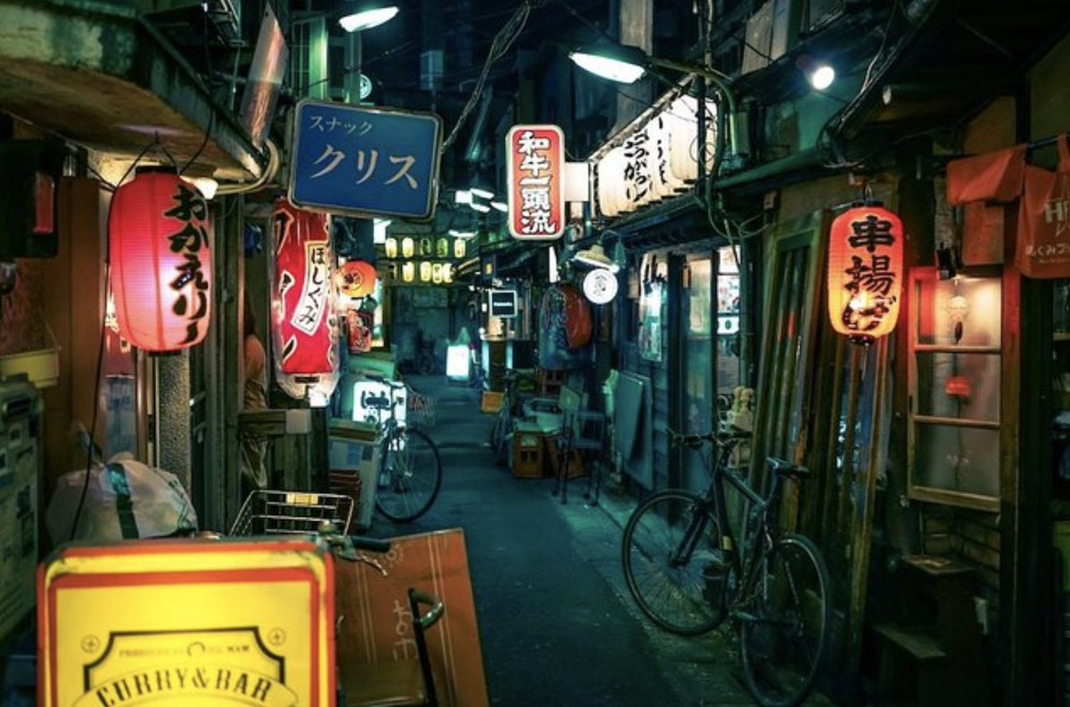 Shibby3601's tweet photo. Discover the lively charm of Sangenjaya in Tokyo - a mix of tradition and modernity with izakayas and trendy cafes. #Sangenjaya #TokyoVibes https://t.co/o3fr7HJhxe