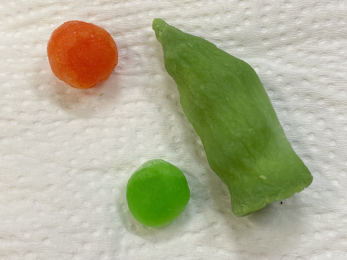 doyascience's tweet photo. 秋のサイエンスアゴラに出展します！私たちの企画は、誰でも毎日使う「プラスチック」。なんと手作りできるんです。しかも微生物が分解しちゃう生分解性プラスチック。冷蔵庫から材料を探して、みんなでいっしょに作りましょう！いったいどうやって？！お楽しみに！（亜） #サイエンスアゴラ https://t.co/mhroAruisj
