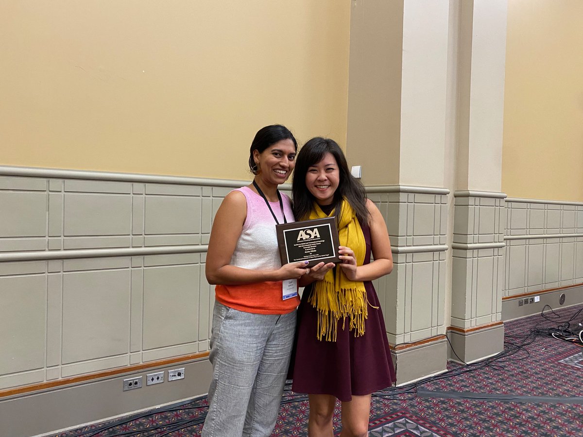 Global and Transnational Sociology (ASA) (@gats_asa) on Twitter photo Congratulations to Annie Hikido who received an honorable mention for best scholarly article for "Making South Africa Safe: The Gendered Production of Black Place on the Global Stage" in <a href="/qualsoc/">Qualitative Sociology</a>
link.springer.com/article/10.100… Congratulations to Annie Hikido who received an honorable mention for best scholarly article for "Making South Africa Safe: The Gendered Production of Black Place on the Global Stage" in <a href="/qualsoc/">Qualitative Sociology</a>
link.springer.com/article/10.100…