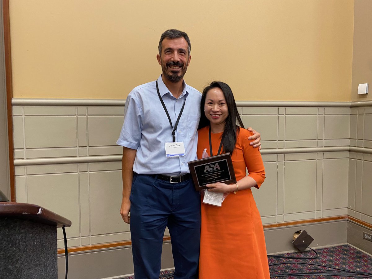 Global and Transnational Sociology (ASA) (@gats_asa) on Twitter photo Congratulations to @kimberlykhoang, winner of the GATS Best Book award for "Spiderweb Capitalism: How Global Elites Exploit Frontier Markets," from <a href="/PrincetonUPress/">Princeton University Press</a>
press.princeton.edu/books/hardcove…. Congratulations to @kimberlykhoang, winner of the GATS Best Book award for "Spiderweb Capitalism: How Global Elites Exploit Frontier Markets," from <a href="/PrincetonUPress/">Princeton University Press</a>
press.princeton.edu/books/hardcove….