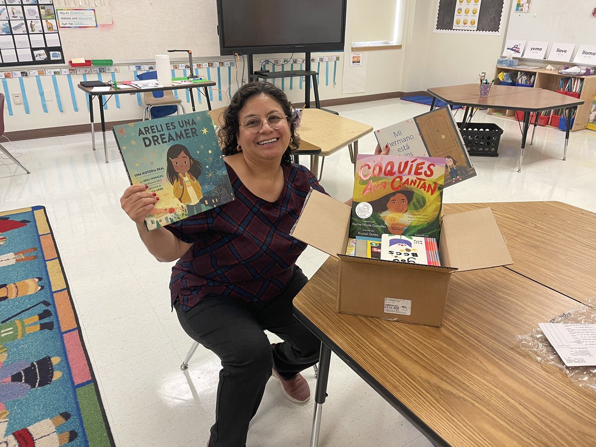 GTorresRdz's tweet photo. @leadersreadersn @StevensParkDISD @DeborahICastro . Super excited to receive my library books , thank you TLRN. My library grew with these colorful hard book cover  books.  And my students will also grow reading about characters like them. 
Can’t wait to start reading them. https://t.co/hDMGYOpjEg