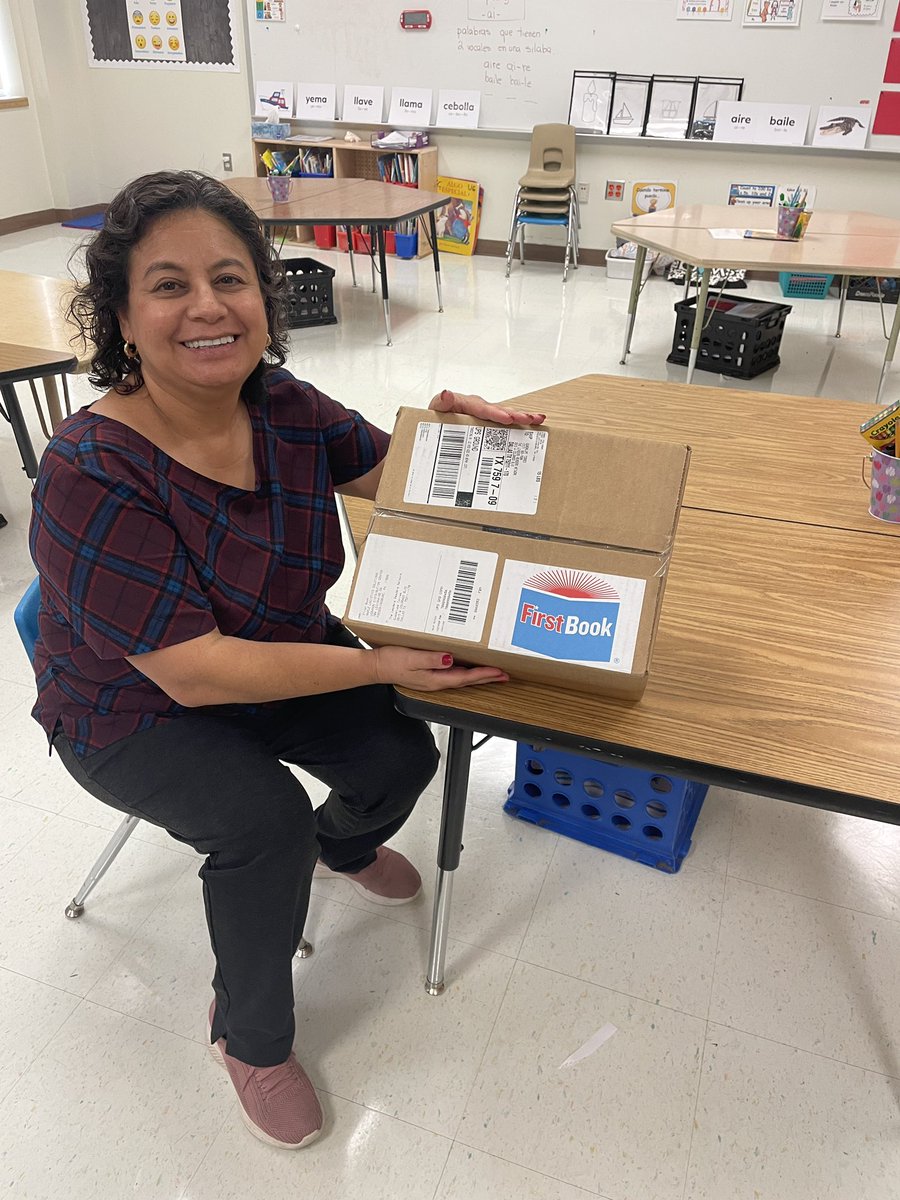GTorresRdz's tweet photo. @leadersreadersn @StevensParkDISD @DeborahICastro . Super excited to receive my library books , thank you TLRN. My library grew with these colorful hard book cover  books.  And my students will also grow reading about characters like them. 
Can’t wait to start reading them. https://t.co/hDMGYOpjEg