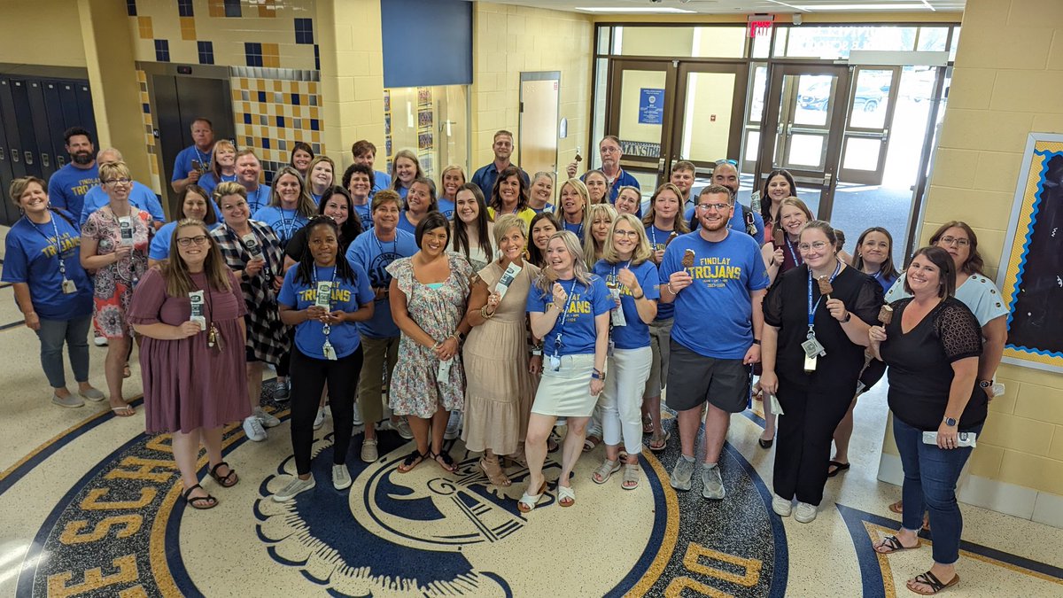 Drew_Bauman's tweet photo. #DayOne done! And what a day it was!! The buzz - the excitement - the START of a whole new year with so many amazing opportunities ahead...and it never hurts to celebrate a fantastic first day with @dietschbrothers ice cream!!
#TrojanTrue #LearnLiveHope https://t.co/jt2KKwa09O