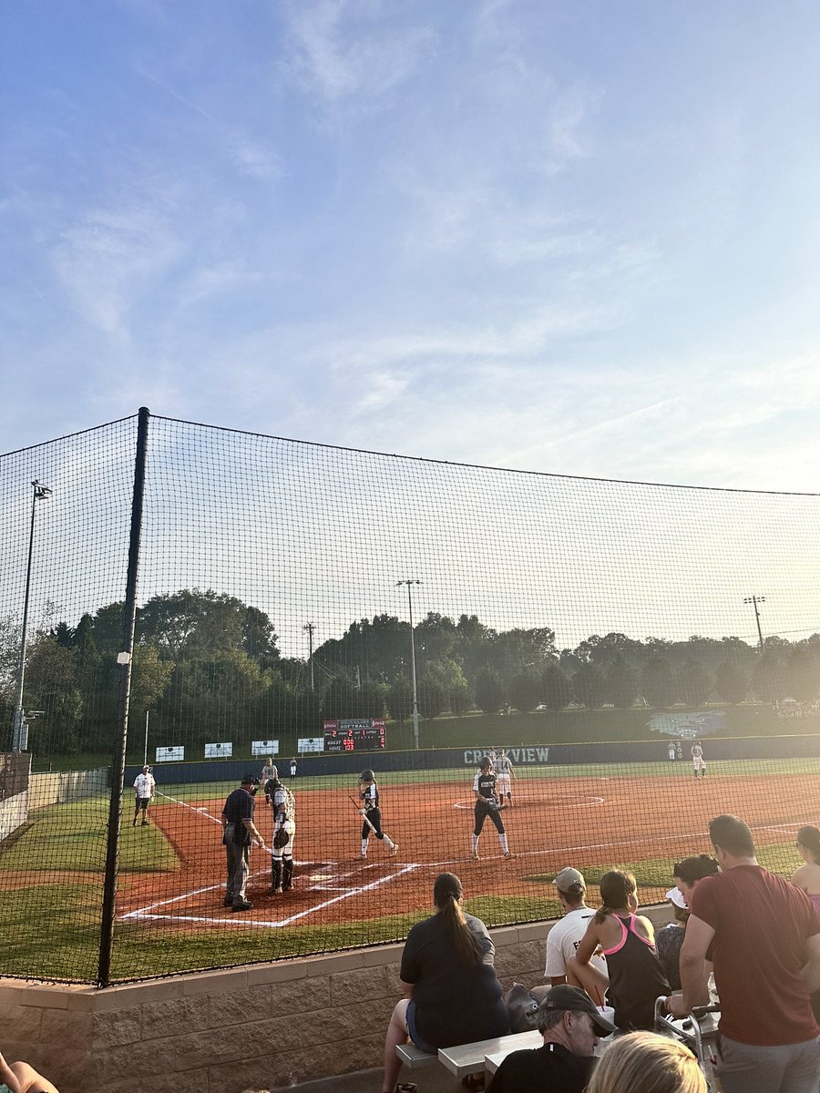 Great night for some Creekview softball! The guys representing well, cheering on the girls! Go Grizzlies!