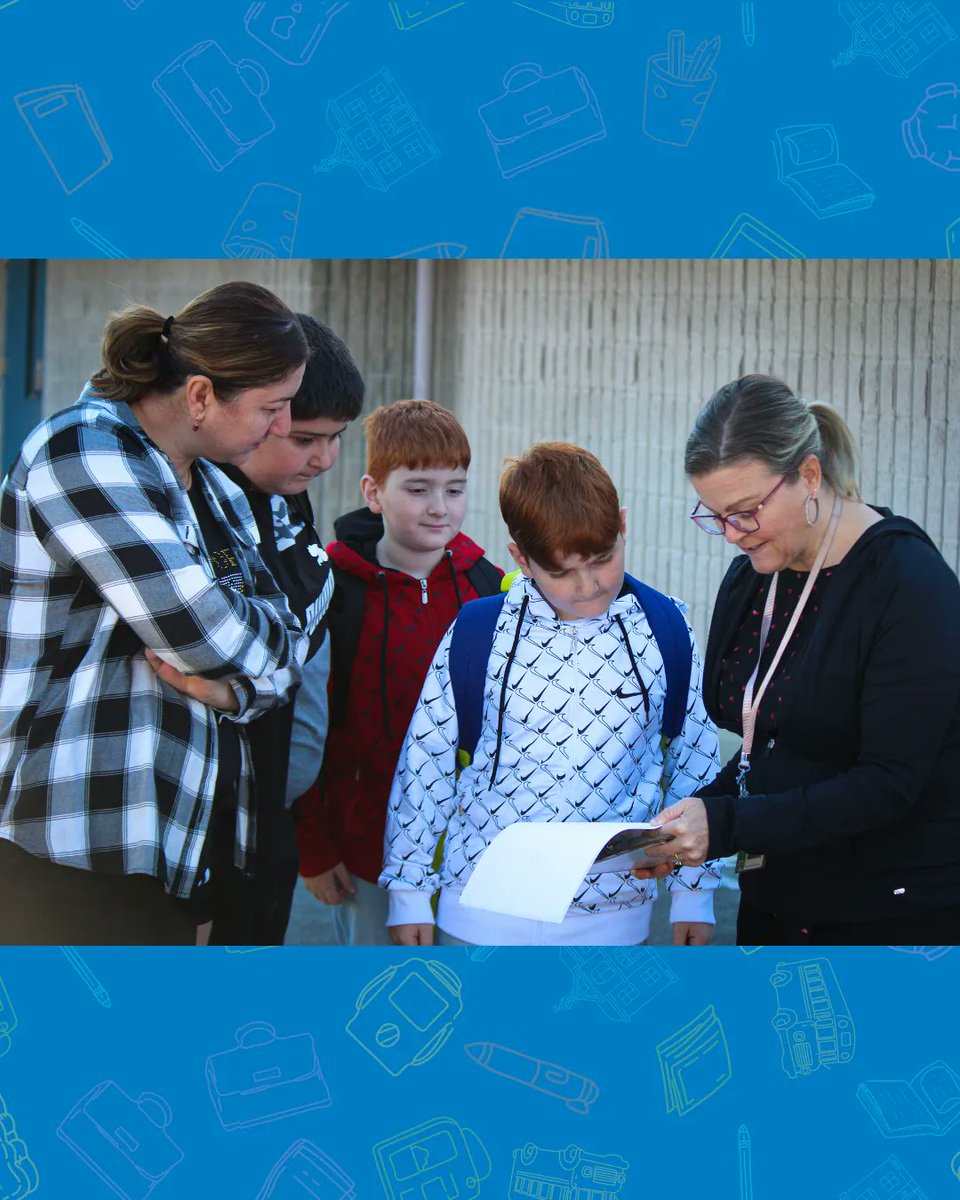 KentSchools415's tweet photo. We're excited for the start of a new school year! Share your first day of school photos with us! Email photos to featurethis@kent.k12.wa.us, tag us or hashtag them with #KSDFirstDay23. Wishing everyone a great first day of school!

#KSDProud #KSDExcellence https://t.co/qXlwUaG8L5