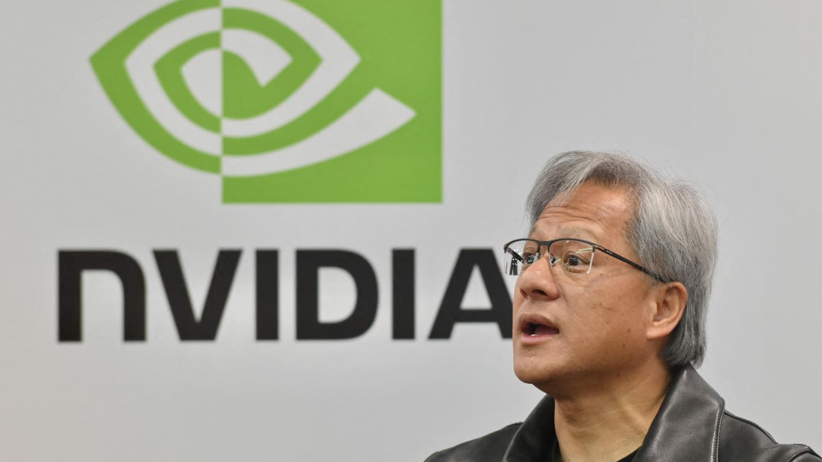 Forbes's tweet photo. Nvidia Stock Hits All-Time High After 315% Surge—Easily Outpacing Its Peers https://t.co/v7pjfxzzIu https://t.co/axtTVENfv1