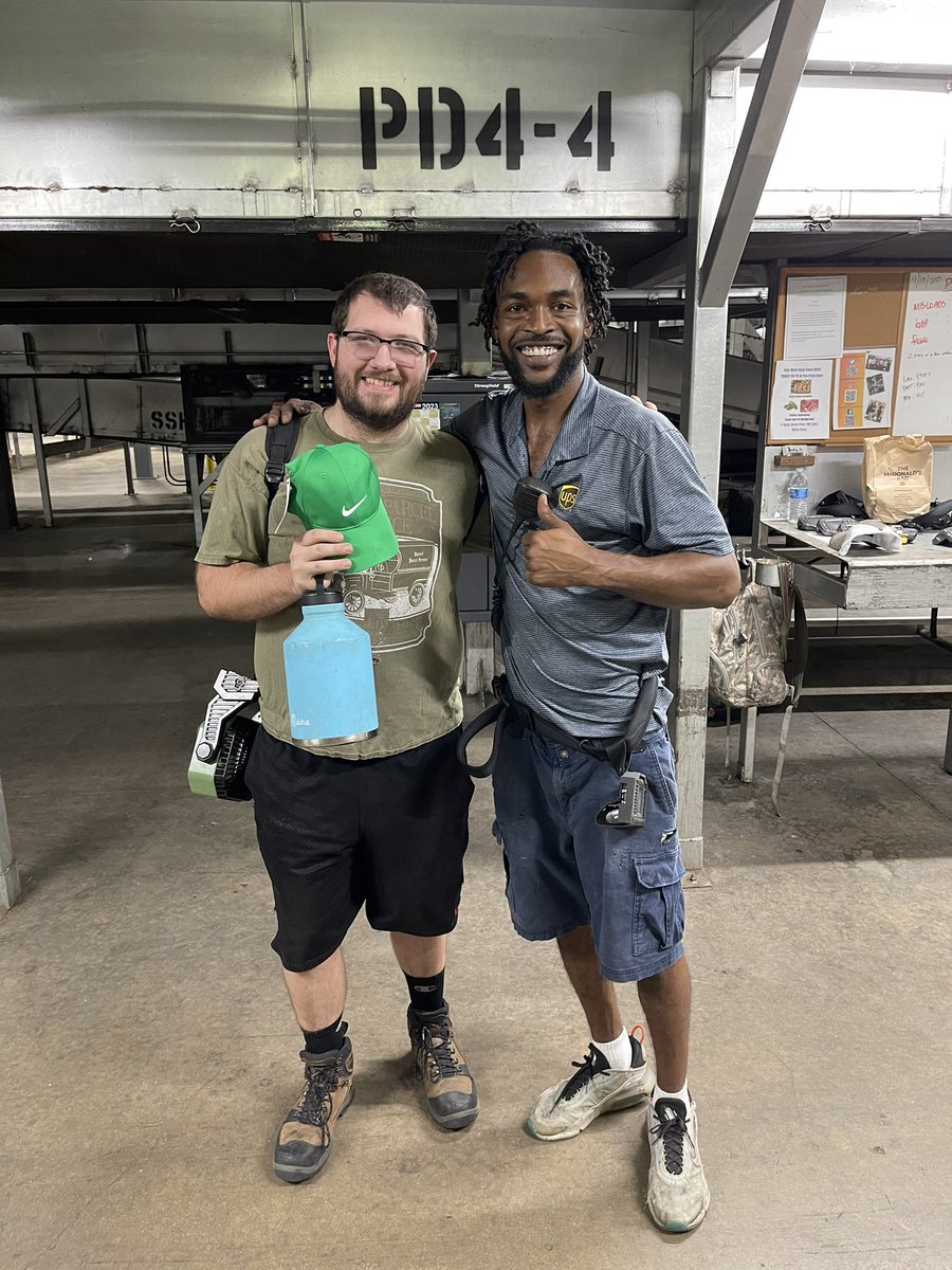 Recognizing <a href="/UPSers/">UPSers</a> employee Chris for having ZERO side by sides!! Your tender skills are truly remarkable! Thank you for everything that you have done and continue to do for <a href="/UPS/">UPS</a> <a href="/bigtymer504/">E.J.⚜</a> #DeliverWhatMatters