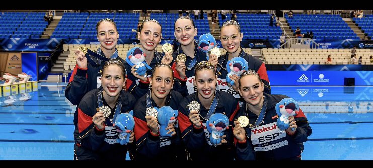 <a href="/arjona_manu/">Manuel Sola Arjona</a> <a href="/MaiteGorrin/">Maite Rivera Gorrin</a> Mi sobrina … en el equipo de campeonas del mundo en natación sincronizada … un deporte muy exigente y sacrificado, con muy poca ayuda … no es fútbol 😏