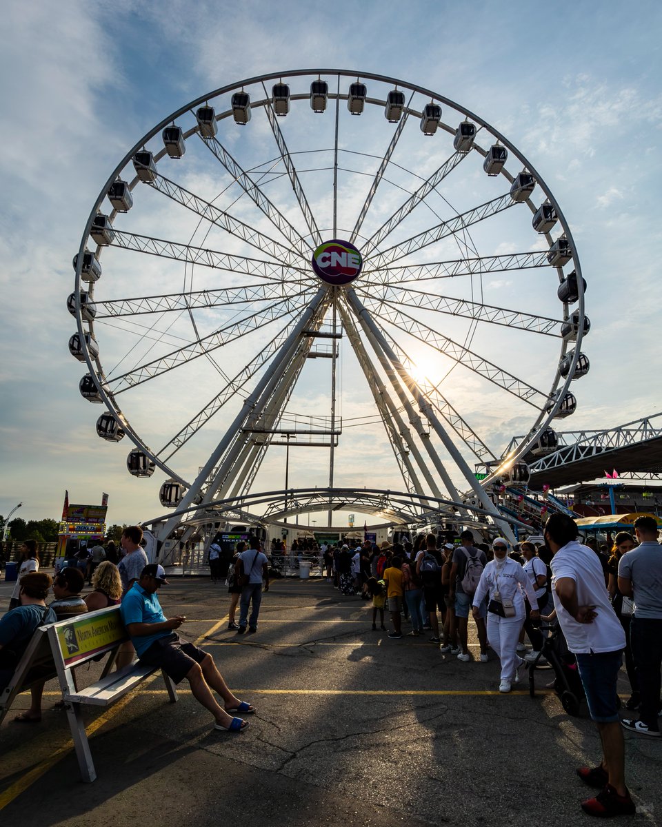 MWilsonMedia's tweet photo. An evening at the CNE!
#CNE #LetsGoToTheEx #ExPlaceTO #Toronto #Canon #Photography https://t.co/BfZOzkLZQ0