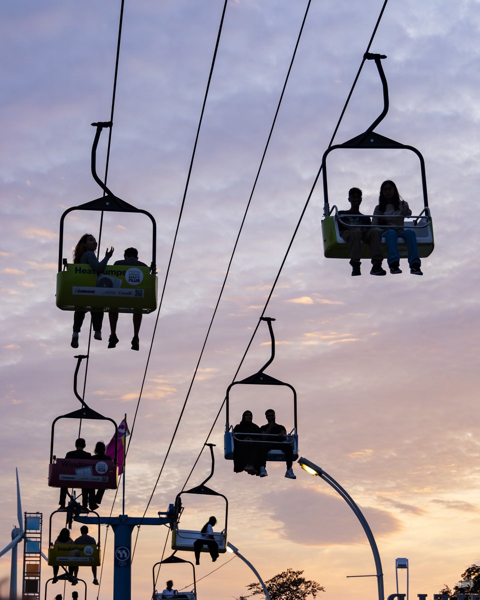 MWilsonMedia's tweet photo. An evening at the CNE!
#CNE #LetsGoToTheEx #ExPlaceTO #Toronto #Canon #Photography https://t.co/BfZOzkLZQ0