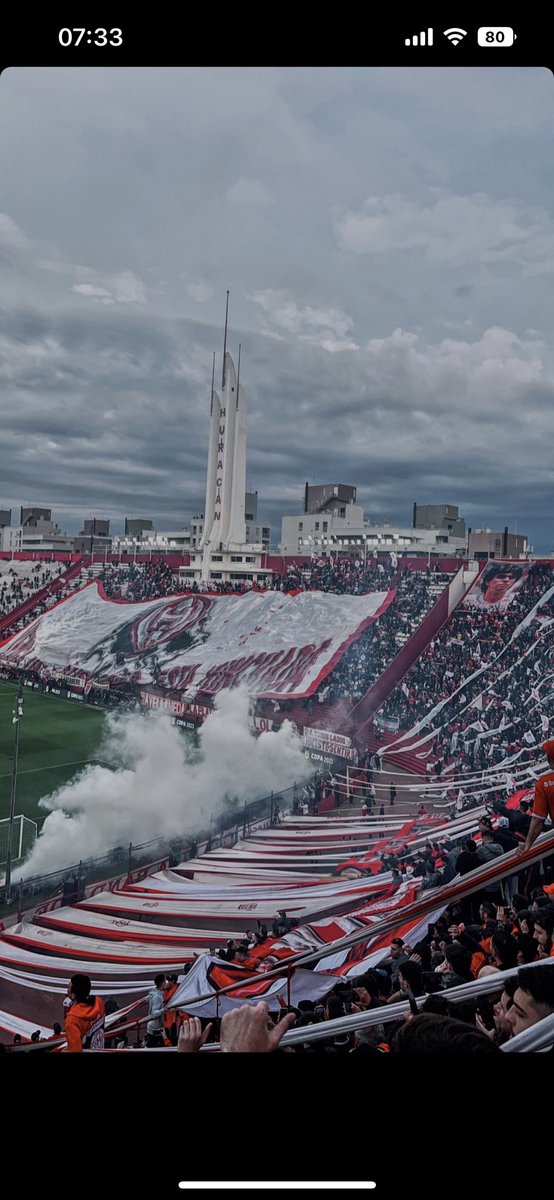 FerQuemeero's tweet photo. Cada vez te quiero mas 🎈#Huracan https://t.co/hec9pvNpJF