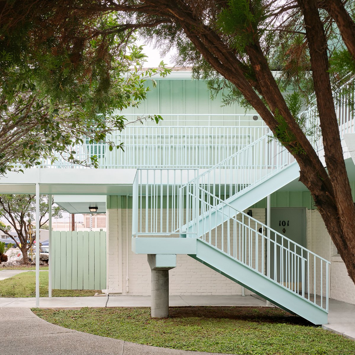 BirchleafApts's tweet photo. Unexpected charm if you know where to look. https://t.co/sNHUBDRaz6