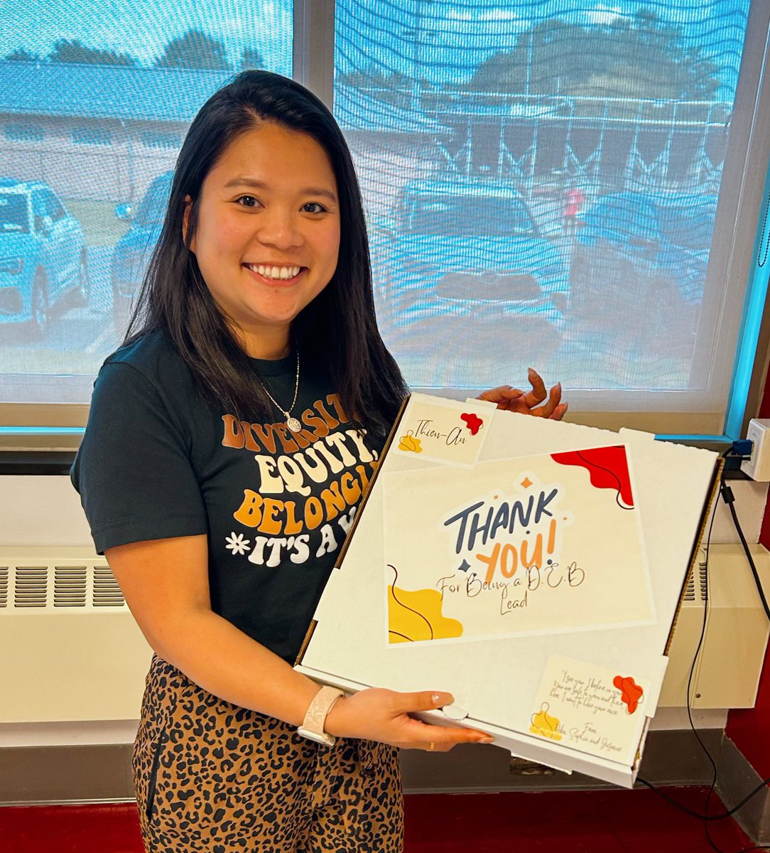 GoForTheHuynh's tweet photo. I am so honored to be apart of this amazing @SCSDDEB Team! I am excited to begin the work as a DEB Lead for @VanDuynChamps. #DEBLeadstheway

@SyracuseSchools https://t.co/tDGBzrH4Xp