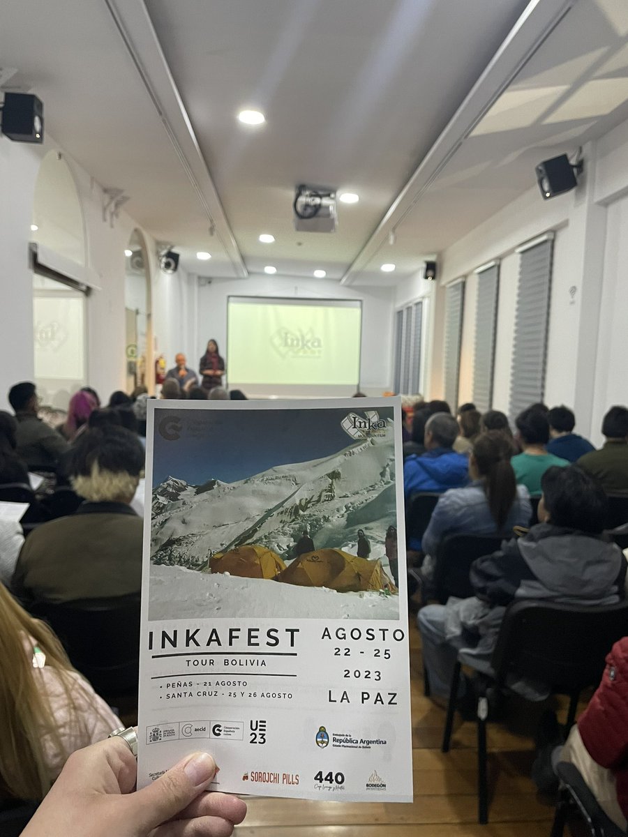 CCELAPAZ's tweet photo. 🗻¡El #INKAFEST 2023 ha comenzado! 🧗♀️
Siguiendo nuestro compromiso con el medioambiente, acercamos hasta el viernes al CCELP cortometrajes, películas, charlas y feria sobre #montañismo, #escalada y #aventura
👉🏻 https://t.co/nBsX0FjEGQ https://t.co/Bj4qu2nG5e