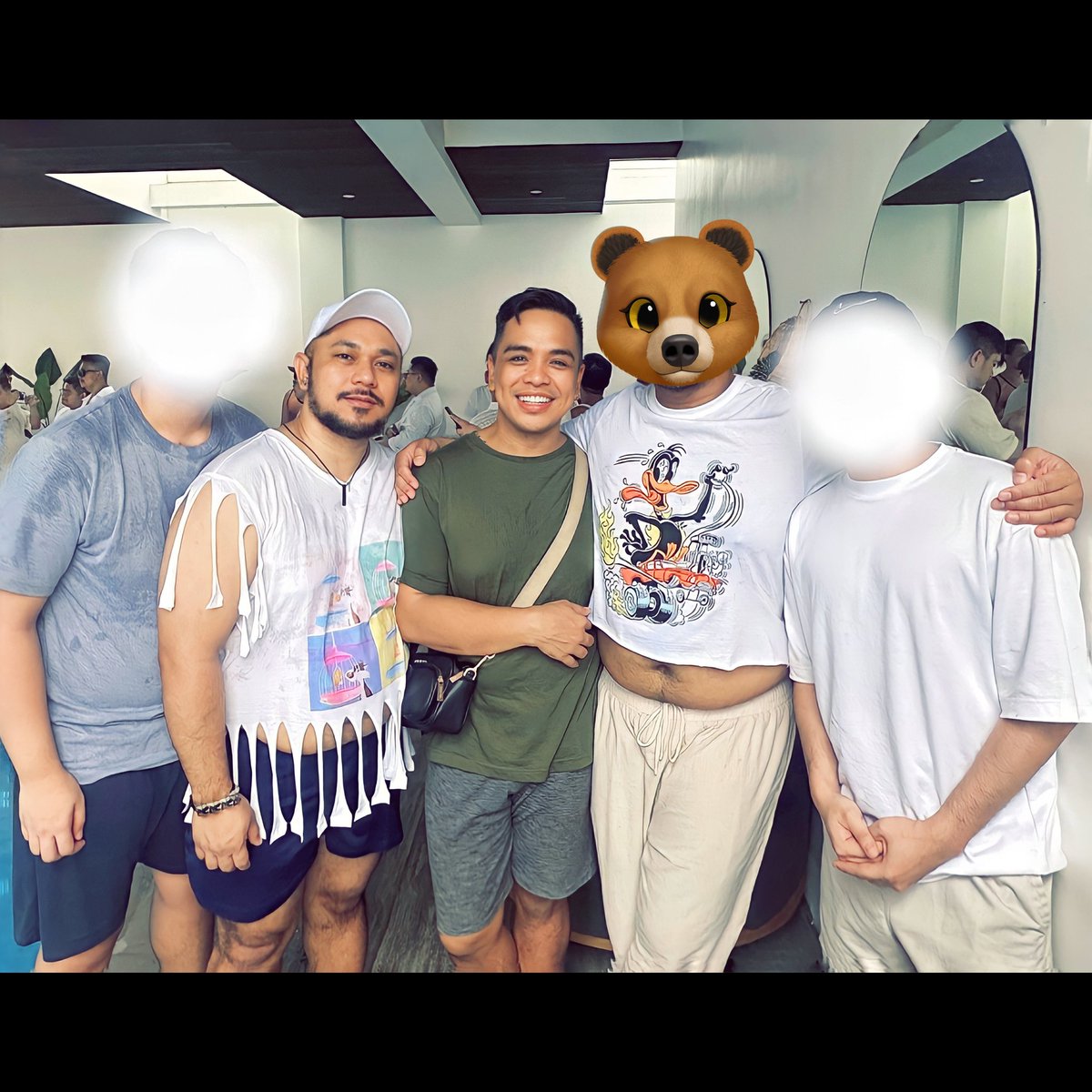 PinoyBearSide's tweet photo. Spent time as well with these lovely alter friends at @WeAreHappyBears Love N Pride Pool Party 2023

@AltChardonnay @YourPapiDJ @ItsmeKing___ @ignacio_malibog @DaddyBearPH  @ferdiescott12

Gwapo ni Queen @DeeDeeMarieH when out of drag. Dzaddy Vibes.

#BDCCLoveNPride
#NeverGoSolo https://t.co/JNkOLtTBzl