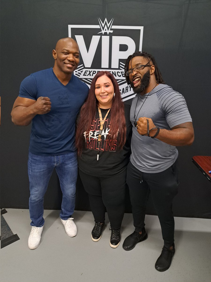So great meeting <a href="/Sheltyb803/">Shelton J. Benjamin</a> &amp; <a href="/CedricAlexander/">PRYME Alexander</a> this past weekend at #WWELaval!

Such awesome guys!👊🏻
