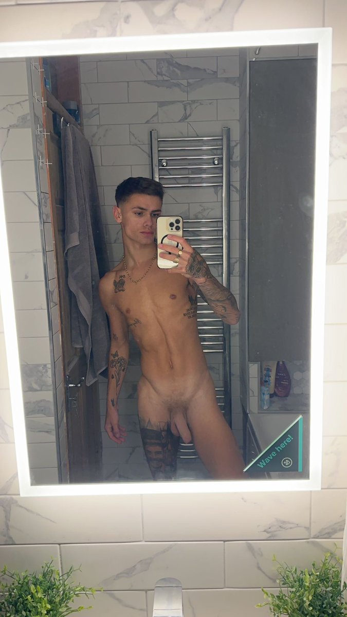 tattooedtwink69's tweet photo. https://t.co/bV6RPbekdB
Still running a 40% discount 
Come join😉😈 https://t.co/eIFxSwGy8R