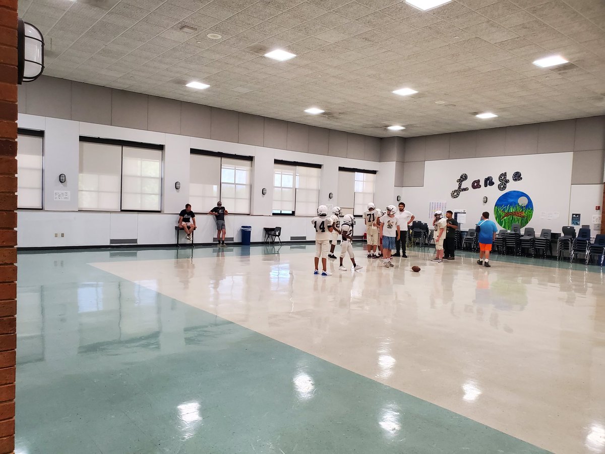 LMSAthletics_'s tweet photo. Our Lange Leopards have to adapt sometimes. Because of the Heat, the Football coaches made do with the Cafe to practice and keep everyone Safe!  Then they put the tables and chairs back out for school tomorrow. One Team, Many Dreams! Great Job!!!
#LMSBest #LMSLeopards #WackyTeach https://t.co/GMaLlm1iAm