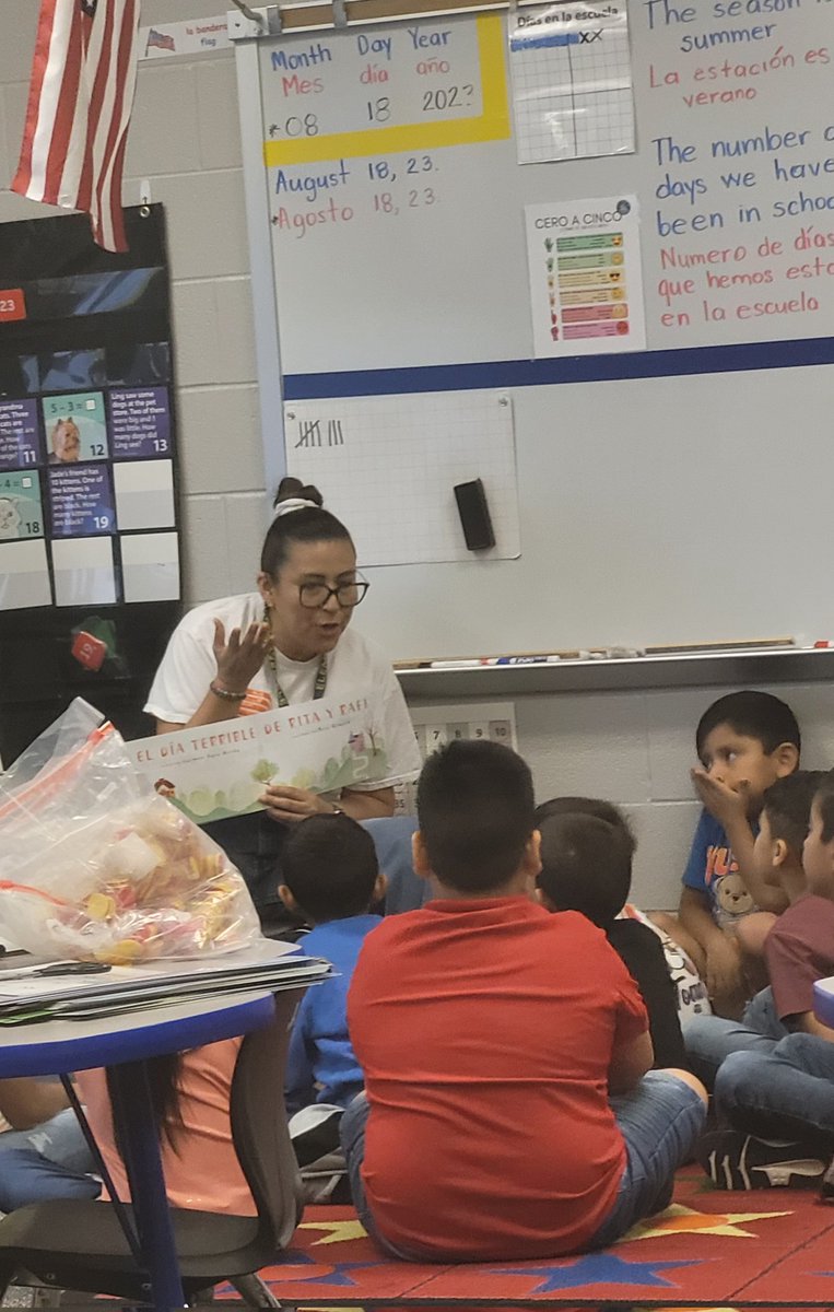 literacy_lounge's tweet photo. Mrs. Cortez had her classed so engaged in this text by showing a love of literacy. Lots of discourse, questioning, and predictions!. 💙to see it. @HumbleISD_JFE #fantasticvoyage #outofthisworld🚀 https://t.co/vMRUdA24zT