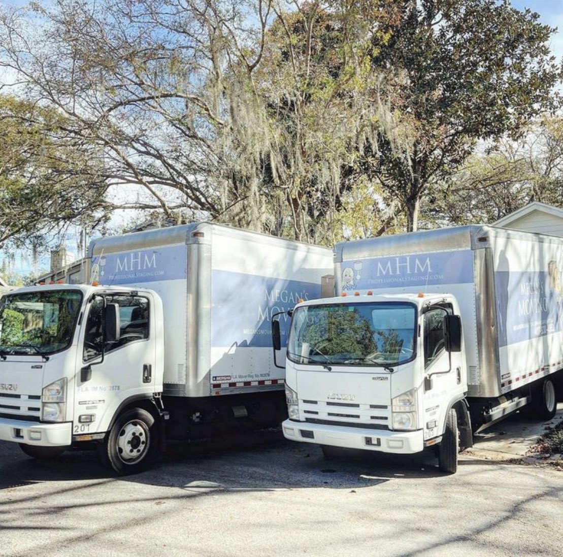 megansmovingco's tweet photo. Two is better than one 😉🚛
.
If you are moving soon send us a DM! Let us tell you how we can help!
.
#moving #movingsupplies #professionalmovers #packing #realestate #orlando #florida https://t.co/PLZrbIxpTY
