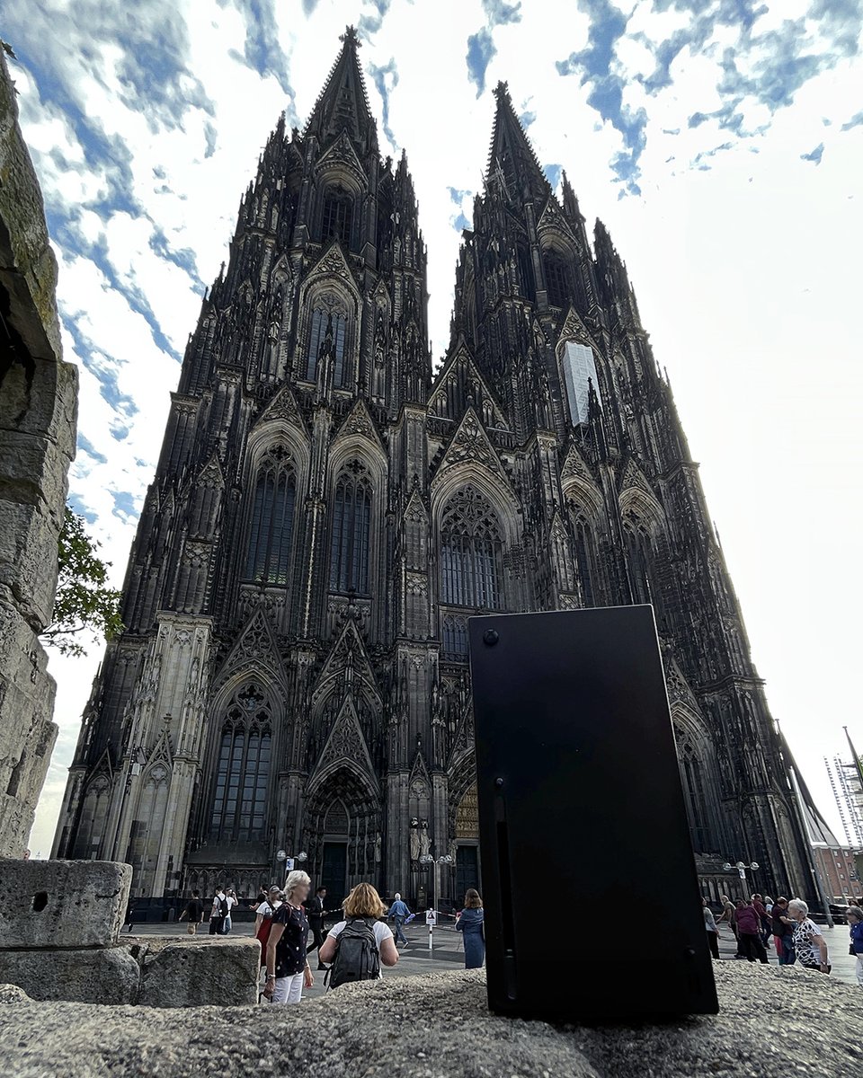 XBOX's tweet photo. POV: you’re in Cologne, Germany for @gamescom. See you all in a bit! | #Xboxgamescom https://t.co/HO4qFwK7l7