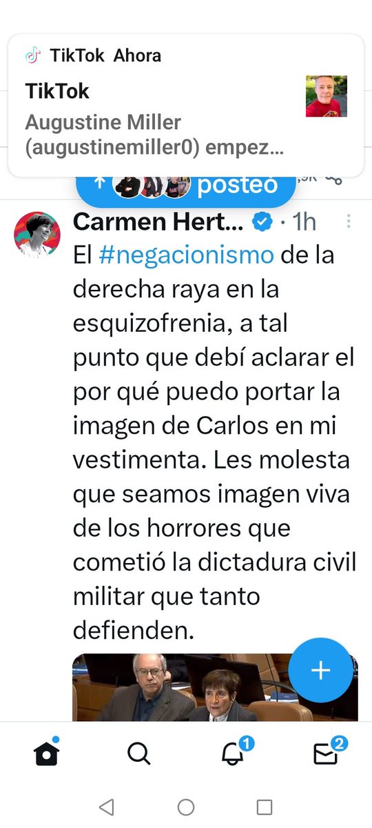 XIMETEXMA63's tweet photo. @carmen_hertz Diputada ud puede mostrar la foto de su marido en la solapa en donde quiera que ella desee. Carlos y todos los y las detenidas desaparecidas son parte de nuestra Historia de Chile al igual que mi padre. No nos pueden prohibir qué recordemos a nuestros seres queridos. 🇨🇱🙏🌹🌹🌹🌹 https://t.co/Ri3S0k8uYq