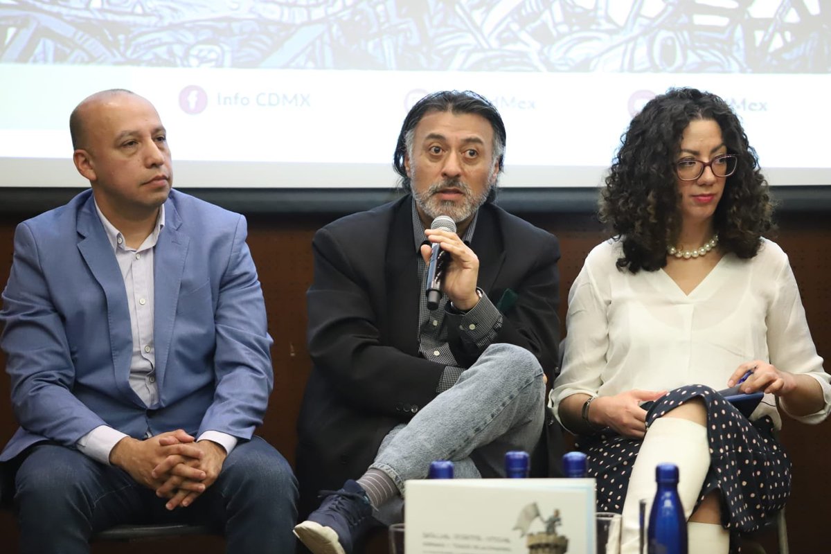 lauraenriquezr's tweet photo. A nuestros valiosos panelistas y moderadora, un agradecimiento especial por enriquecer la discusión con sus perspectivas; @integridad_AC, @danielagiza, @marcartonist, @obititlan y @pacobaca. https://t.co/BsIcj0hbWH
