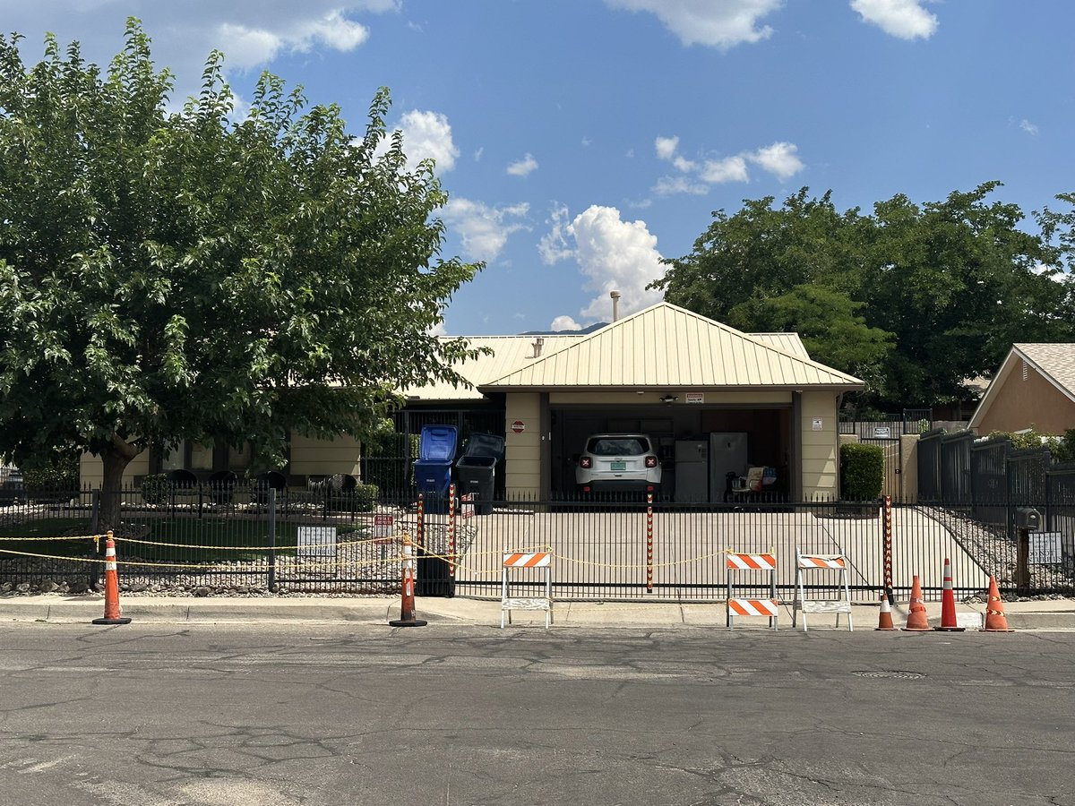 colebankertv's tweet photo. As soon as I saw the ABQ was a just days trip away from Lubbock, my mind was made up.
The long overdue Breaking Bad pilgrimage is complete ✅ https://t.co/GDlt2YY17E