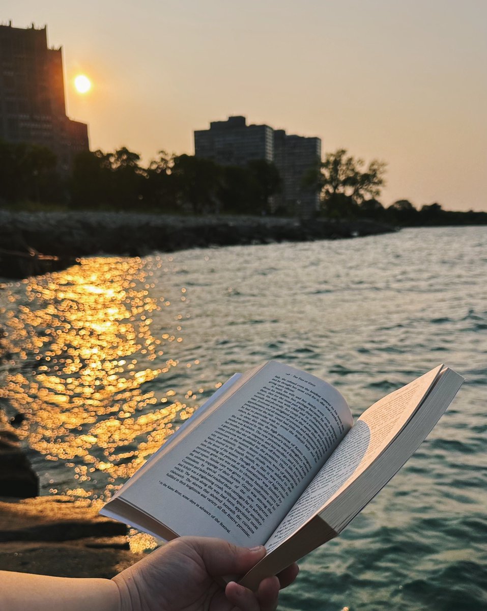 ¿Nos regalan un párrafo del libro que están leyendo?

Nosotros empezamos, abro hilo 🧵