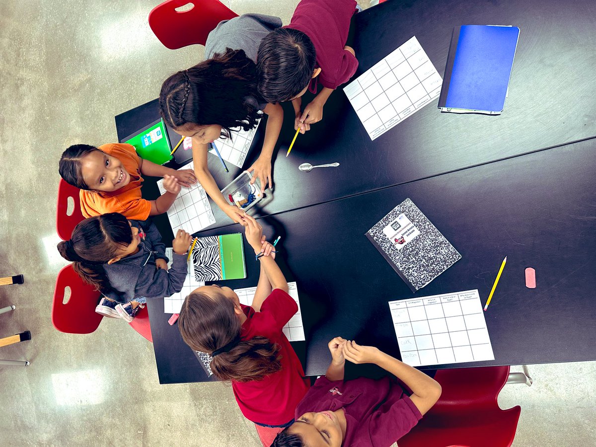 MrsArmendarizEP's tweet image. Properties of Matter: magnetism and density. Our @ReyesElementary RedHawks discovering what items will sink or float AND be magnetic 🧲 or not?  #sciencerocks #matter #sciencelab