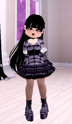 NikkoSolRH's tweet photo. New OC, no name for her yet but I am loving her. Just need more accessories for her soon.

#royalehigh #royalehighoutfit https://t.co/6D99dpP1QB