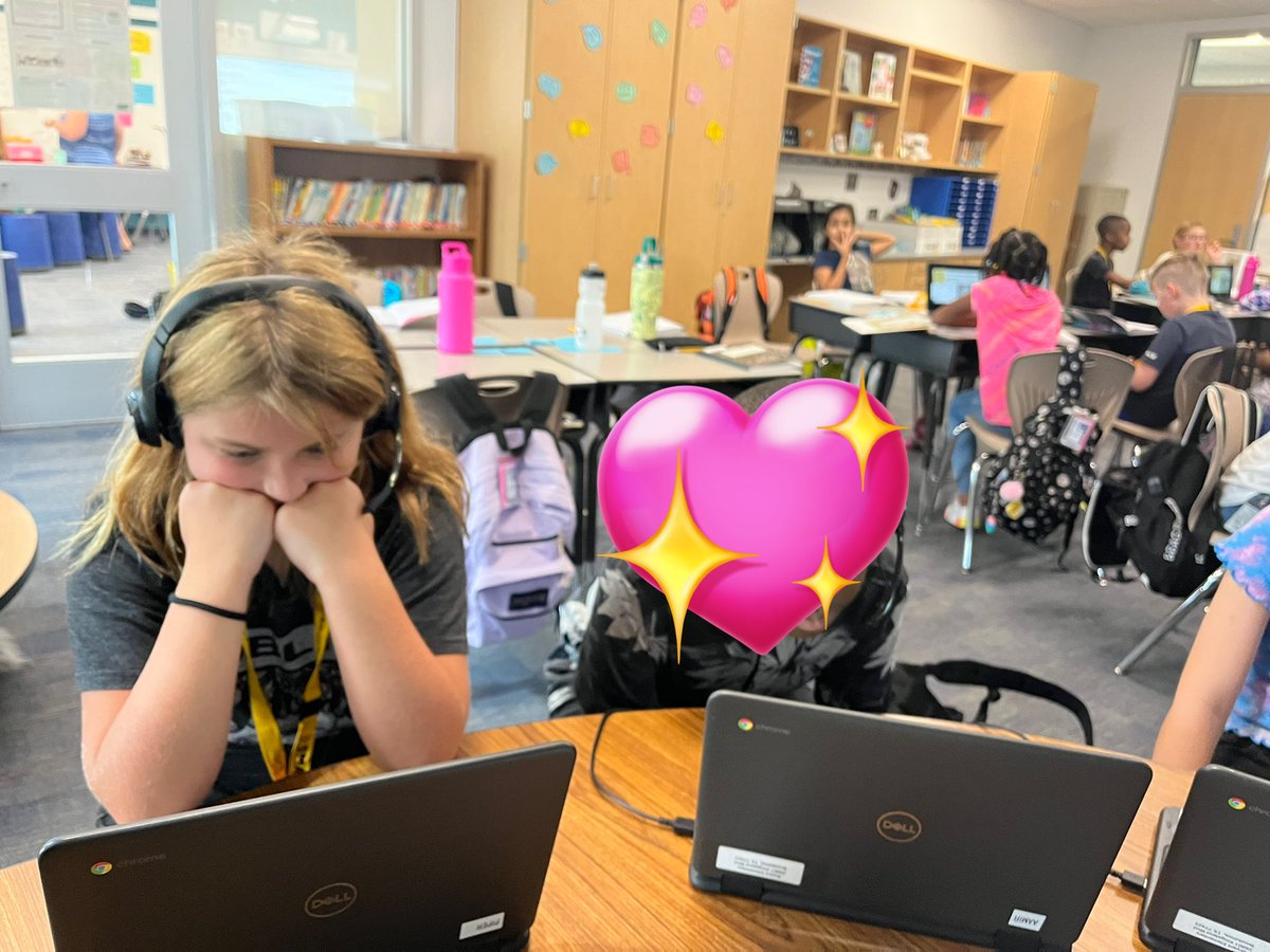 lccasciotti's tweet photo. Fifth grade had fun today sorting and decoding short vowels! Some friends read on Amira too!! Great day! #bengalpride https://t.co/JqndVk8N9a
