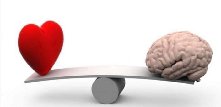 abowaleed_111's tweet photo. في القرارات العقلية أستفتي قلبك و ما ترتاح له روحك ، أما في العاطفة أضف فكر العقل حتى يتزن .. https://t.co/zt0kfNxGuo