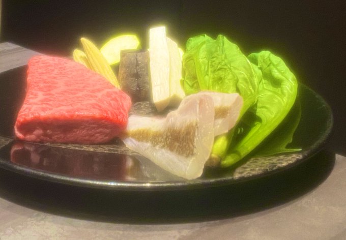 この間、美味しい黒毛和牛のお肉食べちゃった😆😆お肉大好き💛💛💛💛💛 https://t.co/3VbJqDuezs<a href="/tag/%E3%83%9D%E3%83%AA%E3%82%B9%E3%82%B3%E3%82%B9"class="tags"><span>#ポリスコス</span></a>