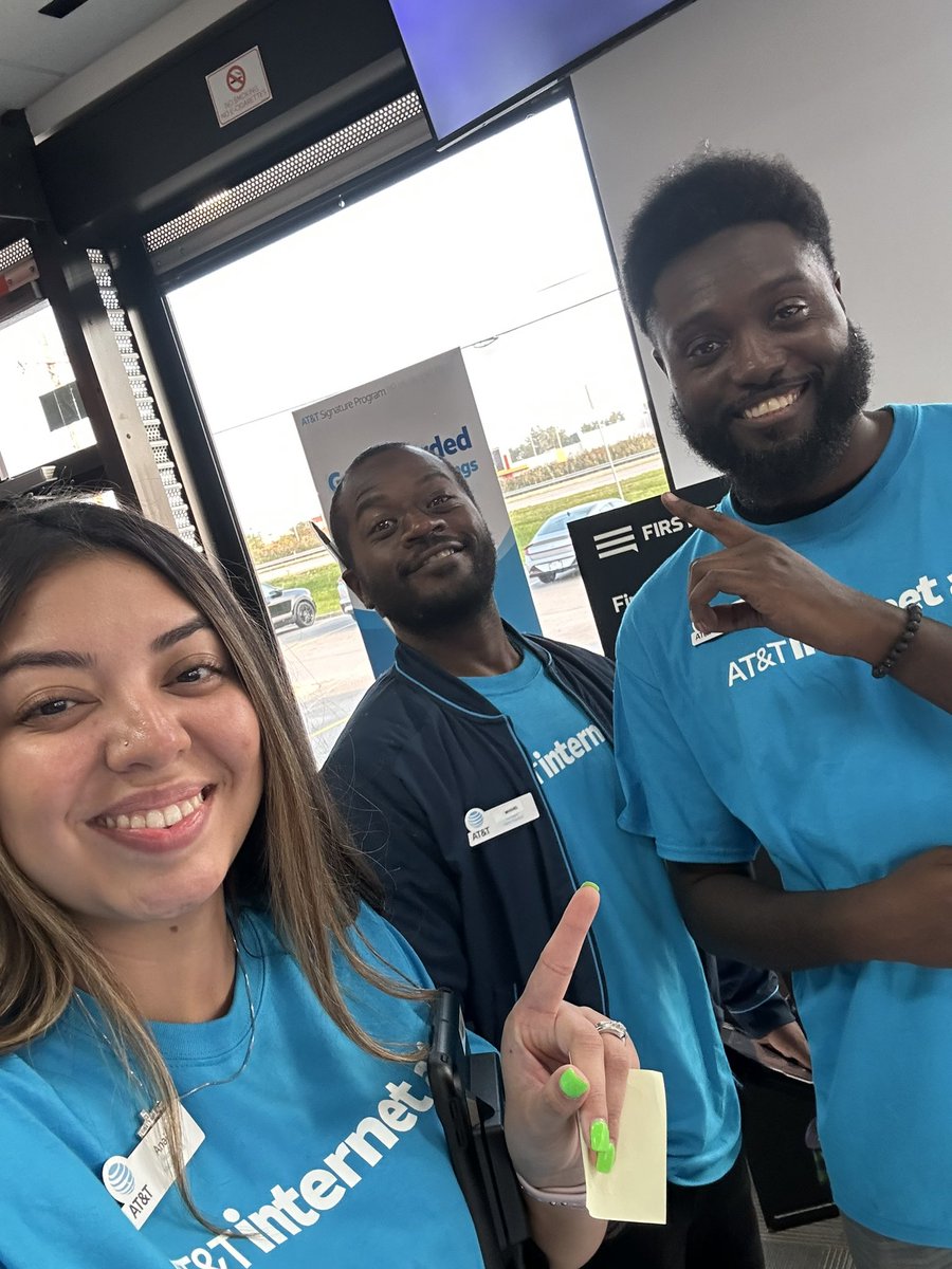 Anais Herrera (@anais_h) on Twitter photo Merrillville team was super excited to have a successful launch of our newest Internet Air ๐ Itโs just the beginning! #Moneyville <a href="/williemcglownjr/">Willie McGlown Jr.</a> <a href="/TheoAlexander11/">Theo Alexander</a> <a href="/BrianWest_GLM/">Brian West - GLM VPGM</a> Merrillville team was super excited to have a successful launch of our newest Internet Air ๐ Itโs just the beginning! #Moneyville <a href="/williemcglownjr/">Willie McGlown Jr.</a> <a href="/TheoAlexander11/">Theo Alexander</a> <a href="/BrianWest_GLM/">Brian West - GLM VPGM</a>