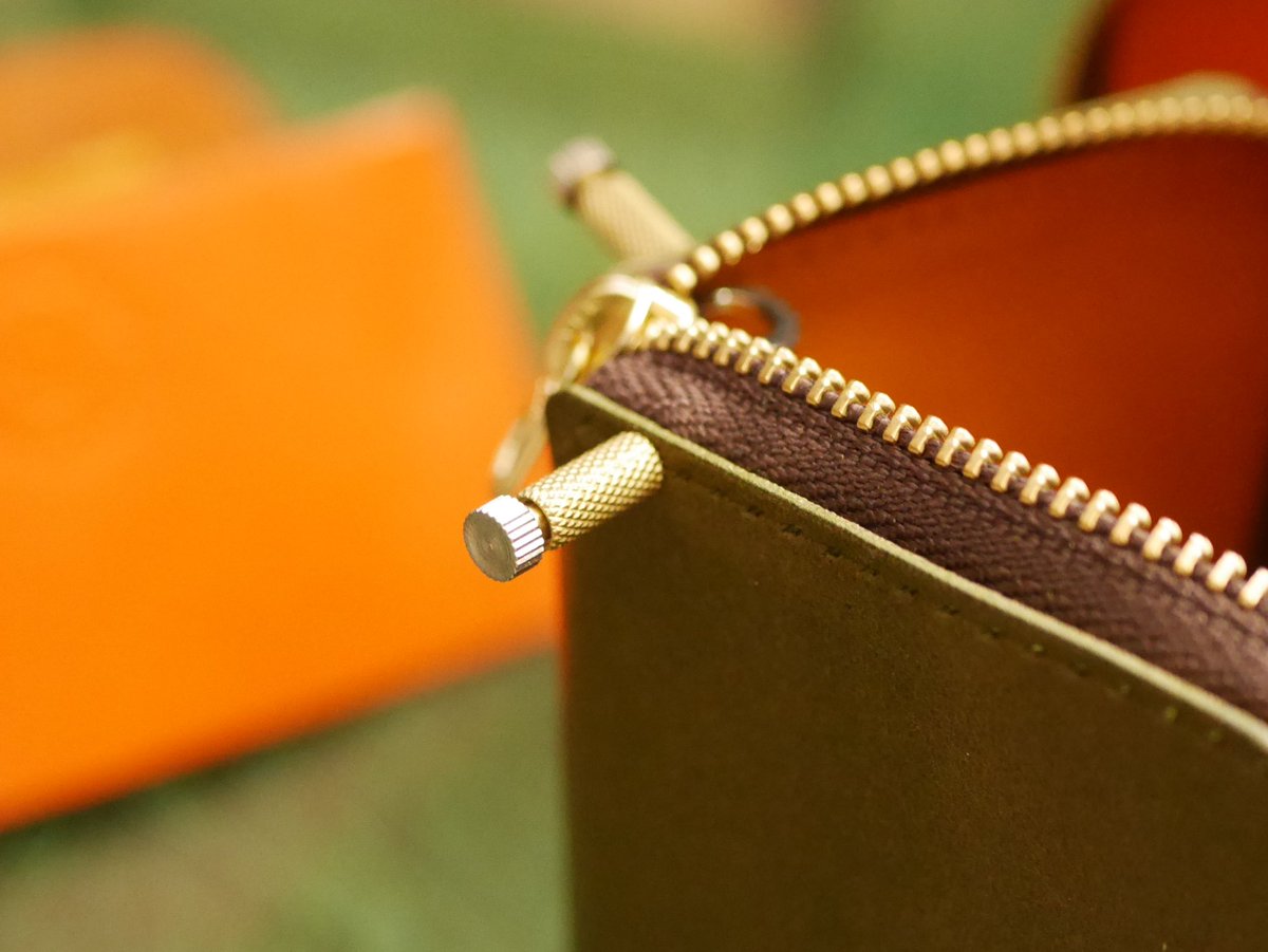 鶴革工房 tweet media