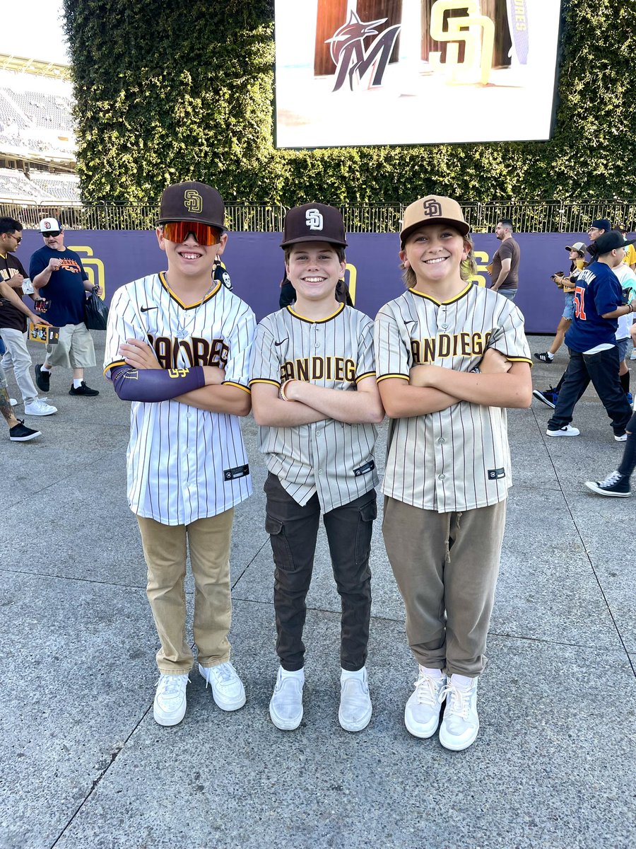 Let’s go Padres! #bringthegold