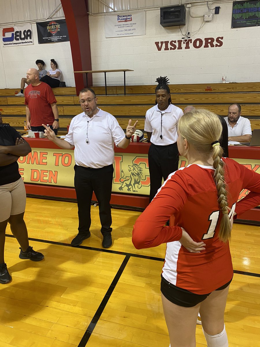 LionsAthletics's tweet photo. #LCSVBALL Varsity defeats APA 25-22, 25-19, 26-24!  JV falls 17-25, 25–20, 5-15.  MS B falls to Alex 22-25, 25-22, 5-15. MS A falls to Alex 14-25, 19-25
#LCSSOCCER Varsity falls on the road at Burris 6-0 https://t.co/dcqcNr4lsn