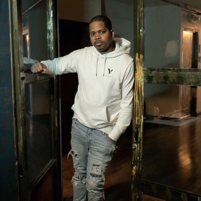 OmarTheComedian's tweet photo. #NewProfilePic https://t.co/J6YZu7rJqf