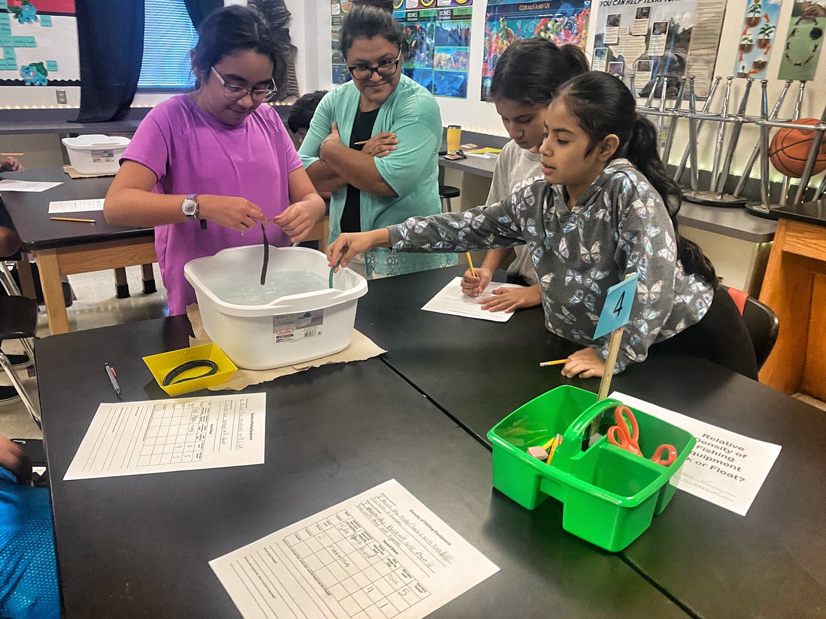 mrgaines_sciguy's tweet photo. First lab of the year went great! Relative density of fishing tackle. #LeaningIn #education #FindingMyRhythm  

Teacher Hack: Group with the driest table at the end wins a prize. https://t.co/3orvnNVHvW